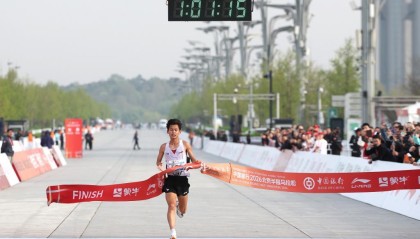 王文杰带领中国半马进入101时代，中国路跑凭什么持续提速