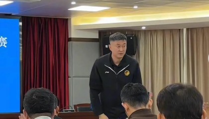 九游娱乐官方入口-早上十一点！杜锋最新职位曝光，胡明轩又去医院，徐杰最新伤情